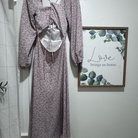 Astr Multicolor Floral Long Sleeve Dress - Picture 5 of 7